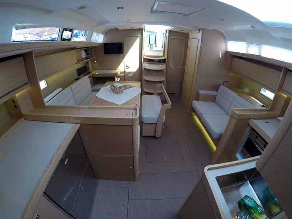 Photo 2 of Avalon II
